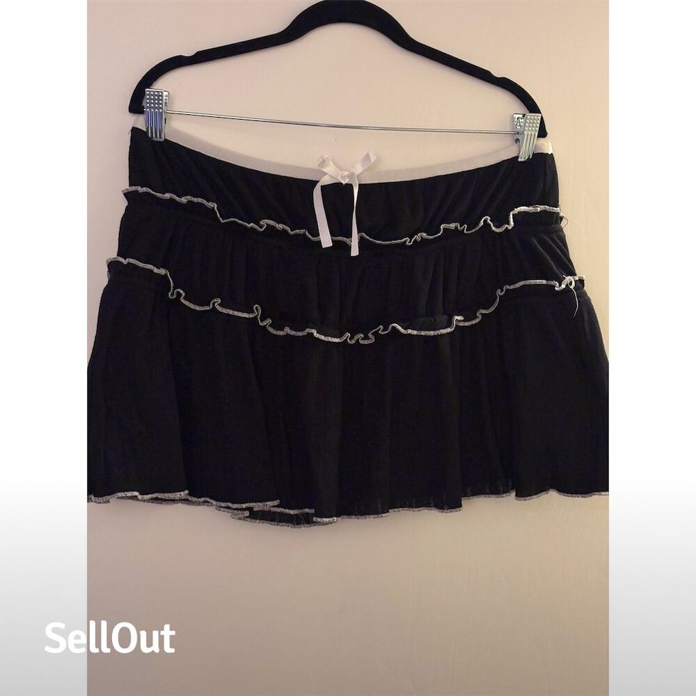 Unknown  Women's Black Tiered Ruffle Mini Skirt Size M Party Cocktail
